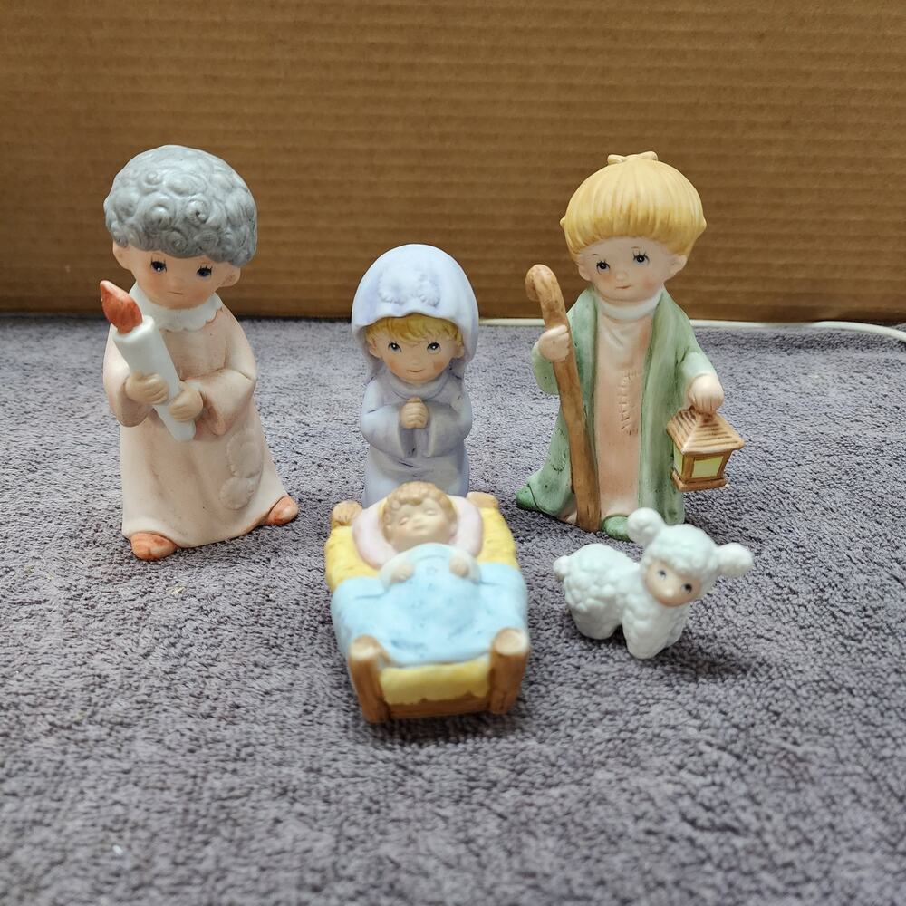 Vintage Homco Nativity scene 5 pieces Made in Taiwan W